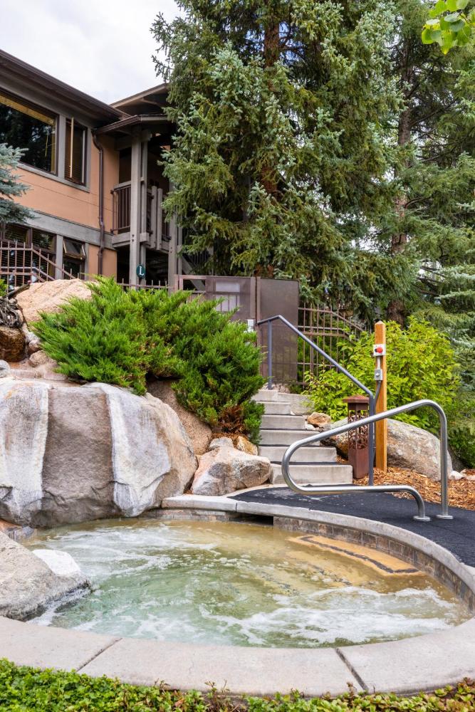 Aspenwood - CoralTree Residence Collection